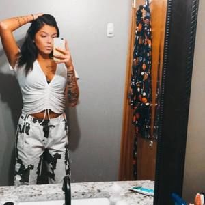 Meet your Posher, Lexayy